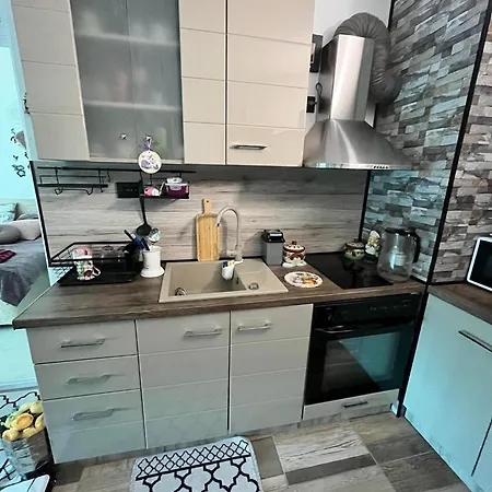 луксозен анастасия-сарафово на 150м от морето Appartement Burgas Stad