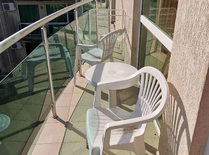 דירה луксозен анастасия-сарафово на 150м от морето